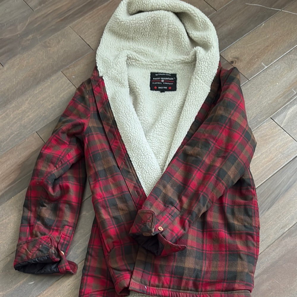 Canadian Classic Red and Brown Plaid Sherpa-Lined Jacket